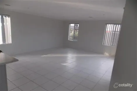 Property photo of 6 Howard Place Deer Park VIC 3023