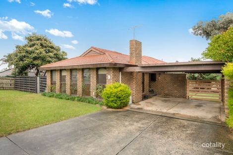 Property photo of 9 Isaac Smith Crescent Endeavour Hills VIC 3802