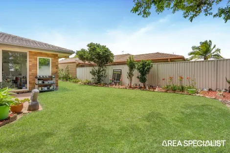 Property photo of 6 Roundelay Drive Varsity Lakes QLD 4227