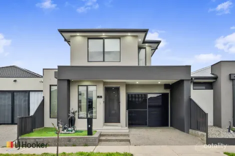 3 Carob St, Mickleham, VIC 3064