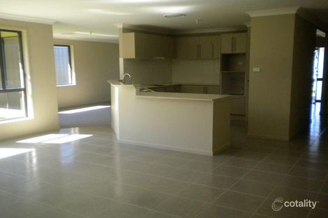 Property photo of 5 Narran Road Woongarrah NSW 2259