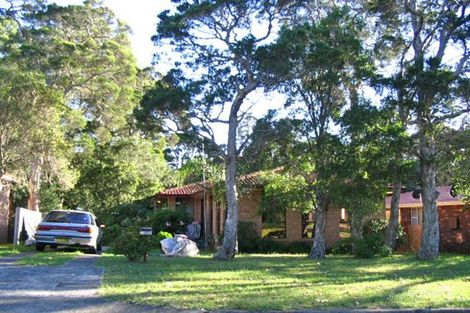 33 Turnbull Cres, Avondale, NSW 2530