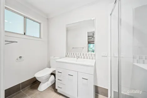 Property photo of 30 Riverview Street Emerald QLD 4720