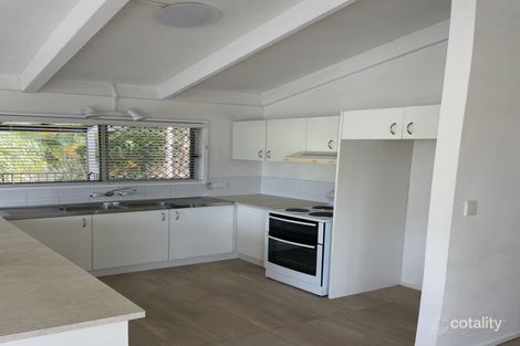 Property photo of 68 Usher Avenue Labrador QLD 4215