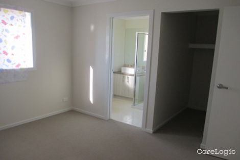 Property photo of 23 Celsius Drive Cranbourne North VIC 3977