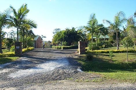 21 Graham Dr, Landsborough, QLD 4550