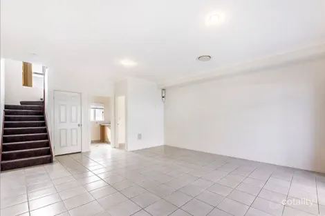 6/18 Lake St, Varsity Lakes, QLD 4227
