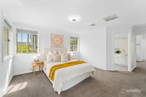 Property photo of 18 Billanook Way Chirnside Park VIC 3116