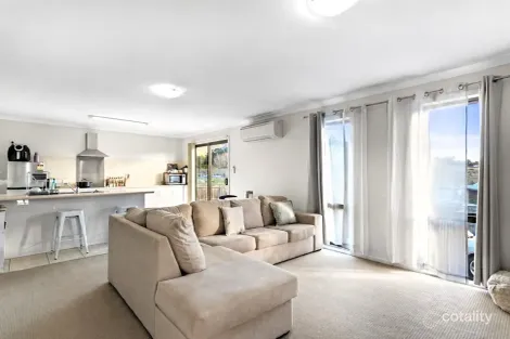 2/11 Brodie St, Claremont, TAS 7011