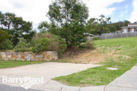 3 Johnsons Pl, Pakenham, VIC 3810