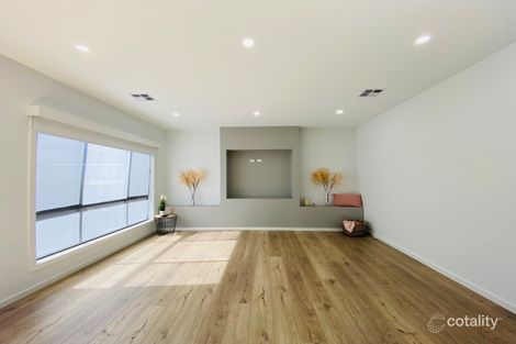 Property photo of 15 Rotie Street Wollert VIC 3750