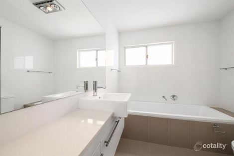 Property photo of 28 Garnsey Avenue Panania NSW 2213