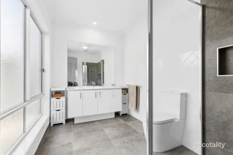Property photo of 6-8 Moonah Circuit Lara VIC 3212