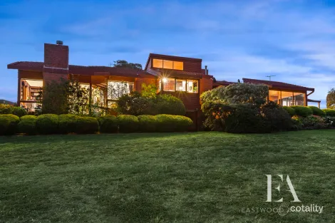 12 Westbury Tce, Highton, VIC 3216