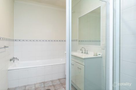 Property photo of 80 Rosewood Glen Jerrabomberra NSW 2619