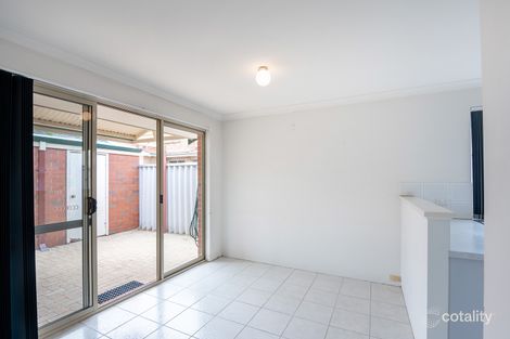 Property photo of 4/64 Deanmore Road Scarborough WA 6019