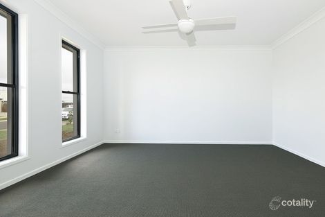 Property photo of 74 Shelby Street Glenvale QLD 4350