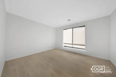 Property photo of 20 Evolve Esplanade Wollert VIC 3750