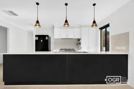 Property photo of 20 Evolve Esplanade Wollert VIC 3750