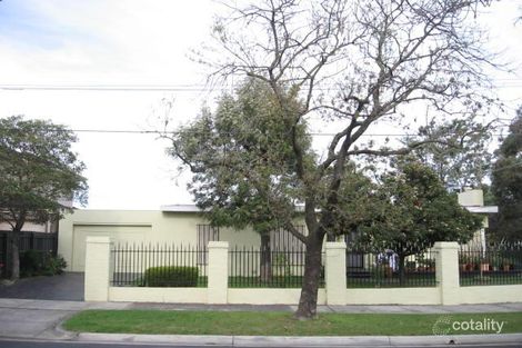 2 Roselyn Cres, Bentleigh East, VIC 3165