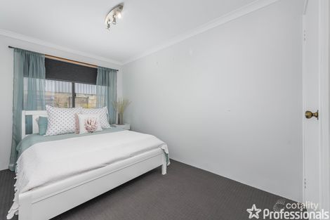 Property photo of 4 Tillery Way Secret Harbour WA 6173