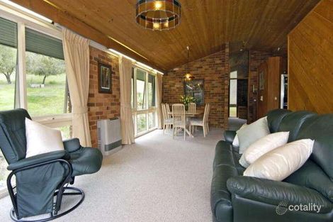 Property photo of 2 Colan Road North Warrandyte VIC 3113