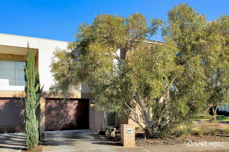 Property photo of 2/72 Chirnside Avenue Werribee VIC 3030