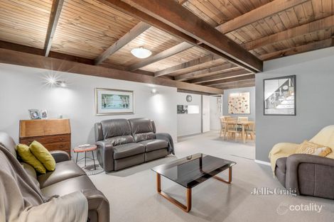 Property photo of 34 Golden Grove Glen Waverley VIC 3150