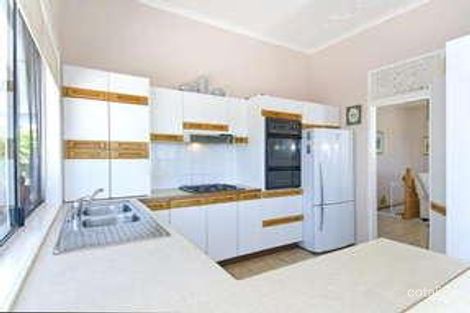 Property photo of 152 Coreen Street Wynnum QLD 4178