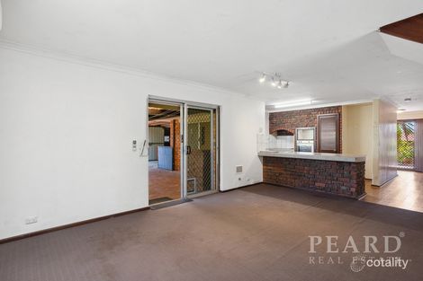 Property photo of 15 Eclipse Crescent Kallaroo WA 6025