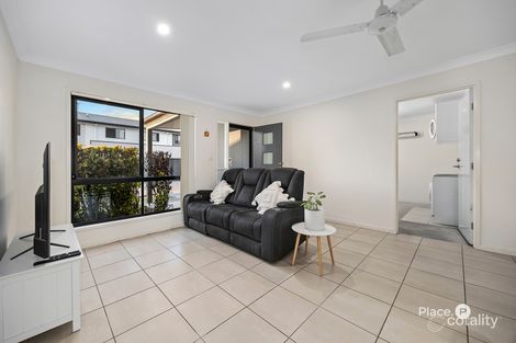 Property photo of 31/1 Emerald Place Bridgeman Downs QLD 4035