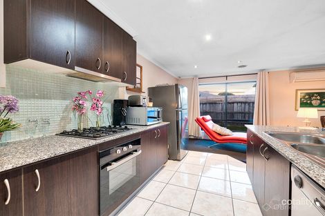 Property photo of 3 Ogle Way Cranbourne North VIC 3977