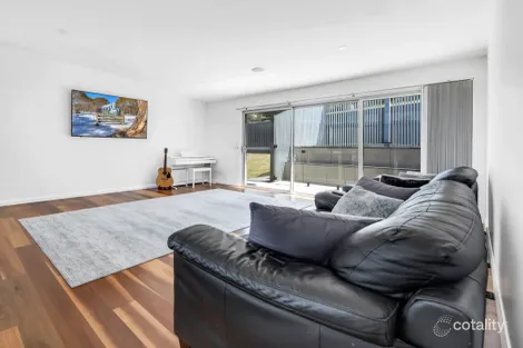 Property photo of 4 Mulligan Court Bright VIC 3741