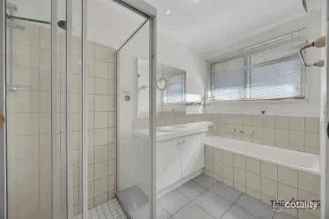 Property photo of 2/135 Station Road Melton South VIC 3338