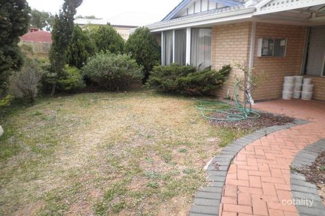 16 Luderick Gr, Warnbro, WA 6169