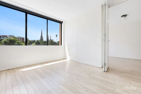 Property photo of 3 L1/201 Spring Street Melbourne VIC 3000