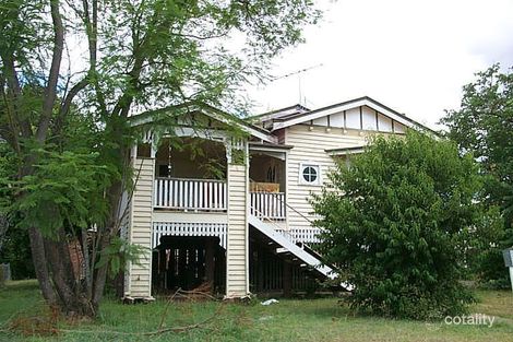 16 Wiggins St, Gatton, QLD 4343