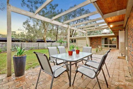 Property photo of 5 Glenister Drive Eltham VIC 3095
