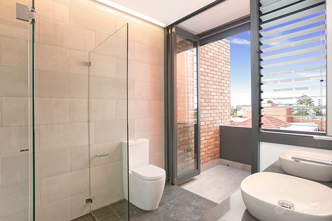 Property photo of 2/146 Wycombe Road Neutral Bay NSW 2089