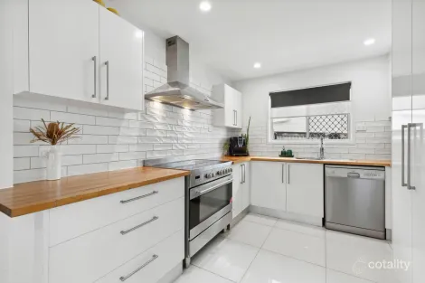 Property photo of 2 Allunga Court Mooloolaba QLD 4557