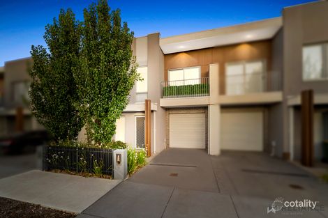 Property photo of 16 Sarette Retreat Truganina VIC 3029