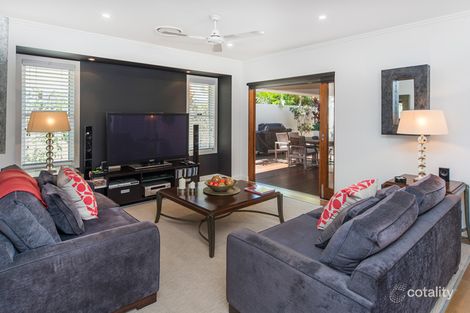 Property photo of 9133 Peter Senior Drive Hope Island QLD 4212
