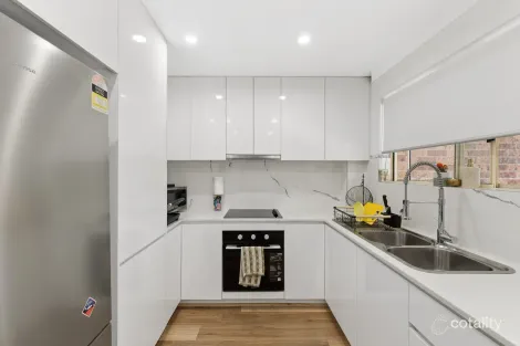 17/113 Meredith St, Bankstown, NSW 2200