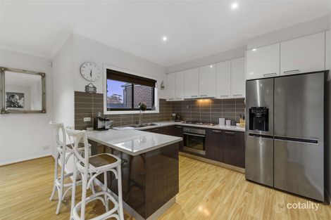 Property photo of 2/52 Oberon Avenue St Albans VIC 3021