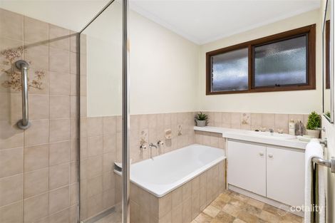 Property photo of 11 Hollyhock Court Cranbourne North VIC 3977