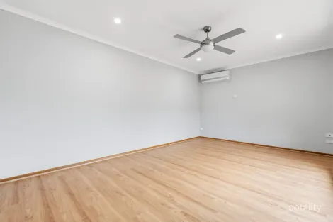 Property photo of 48 Olive Parade New Town SA 5554