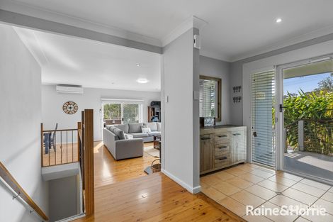 39 Carroll Ave, Mollymook Beach, NSW 2539