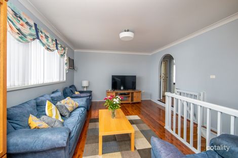 Property photo of 34 Marlin Avenue Floraville NSW 2280