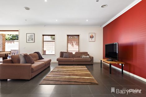 Property photo of 5 Falcon Crest Wheelers Hill VIC 3150