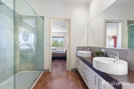 Property photo of 5 Falcon Crest Wheelers Hill VIC 3150